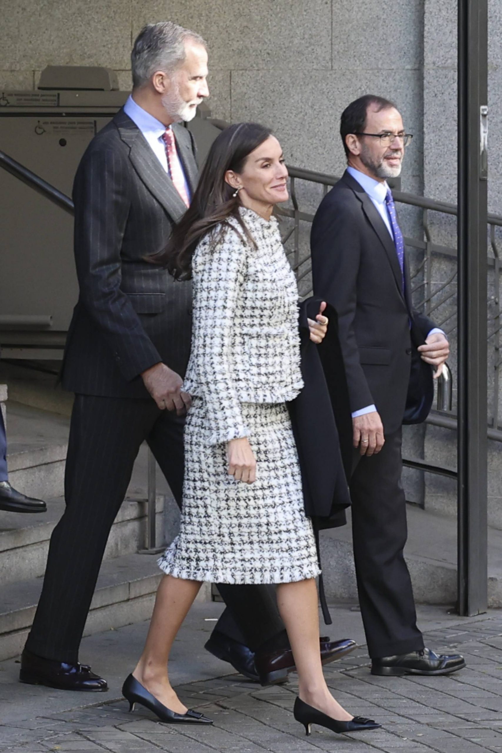 Los Reyes Felipe y Letizia en un acto oficial. (Foto: Gtres)