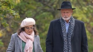 Paloma Rocasolano y Marcus Brandler paseando por Madrid. (Foto: Gtres)