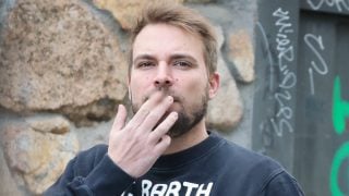 Almoguera, pillado fumando antes de su operación de corazón