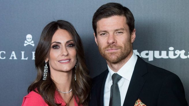 Nagore Aranburu presume de su amor con Xabi Alonso en el peor momento del entrenador