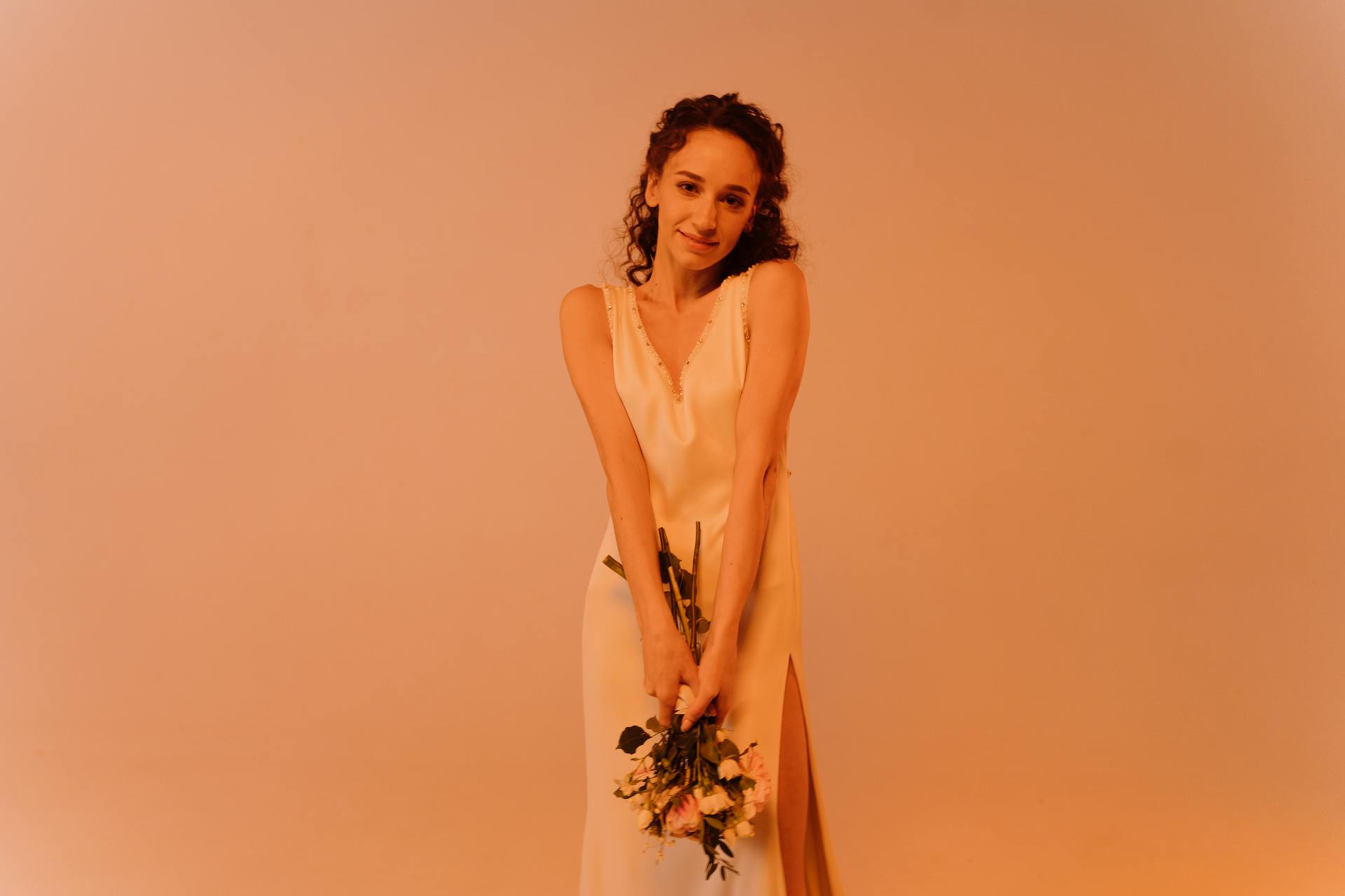 Parecen de lujo y están a precio de saldo: los 5 vestidos con los que triunfaras en Nochevieja