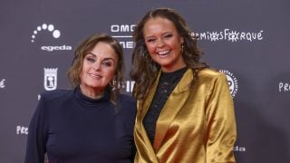 Carmen Morales y Shaila Dúrcal en los Forqué. (Foto: Gtres)