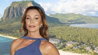 Mar Flores y de fondo el resort de Islas Mauricio. (Fotos: web de St. Regis Le Morne Resort y Gtres)