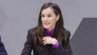 La Reina Letizia en un acto en Madrid. (Foto: Gtres)