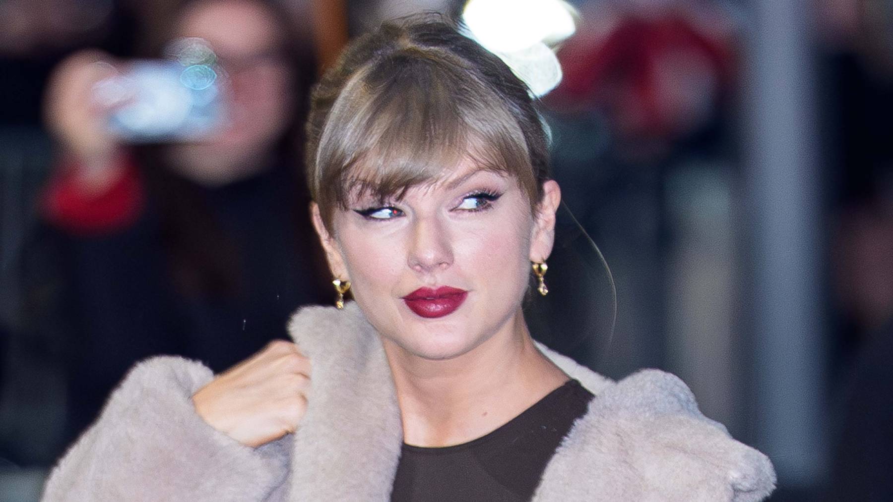 Taylor Swift hace historia y reparte 197 millones de dólares entre su equipo