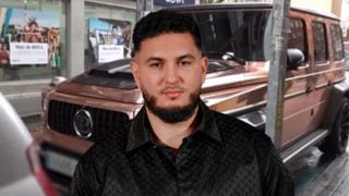 Omar Montes y su coche nuevo. (Fotos: Gtres)