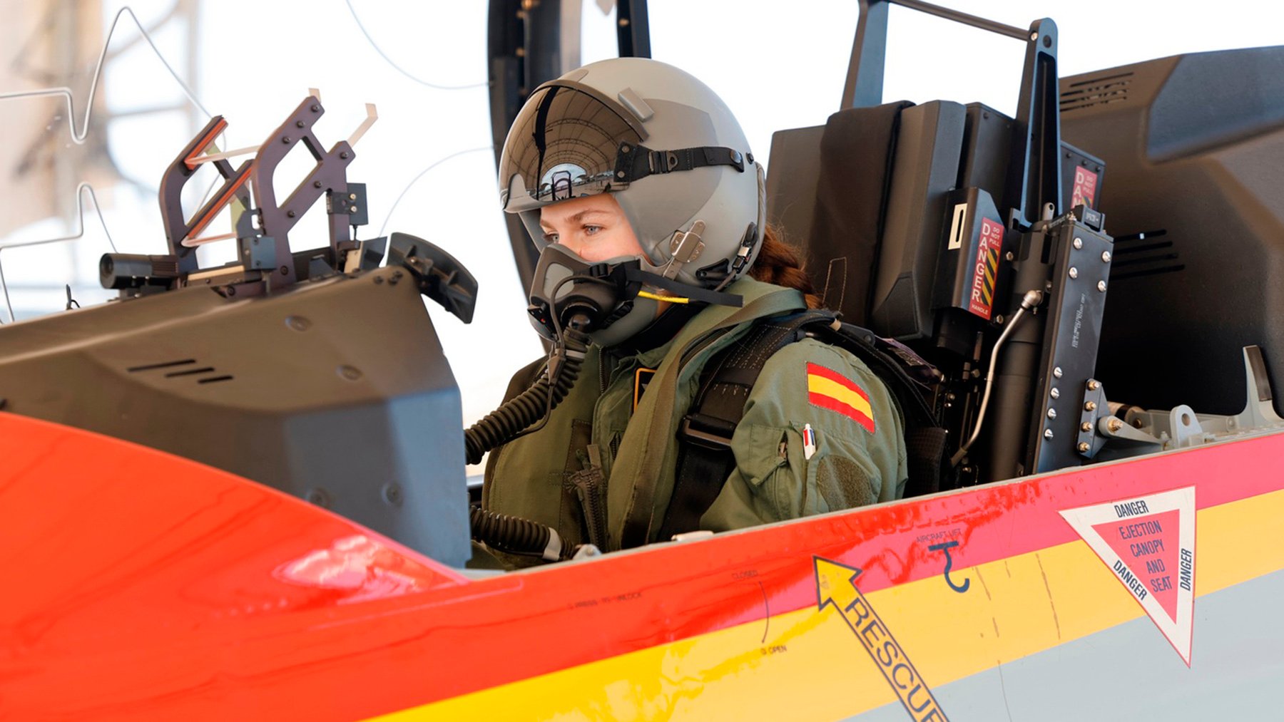 Leonor, a los mandos del Pilatus: primer vuelo en solitario antes de volver a casa por Navidad