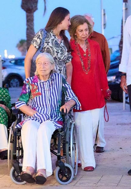 Tatiana Radziwill, doña Sofía y la princesa de Asturias en Palma. (Foto: Gtres)
