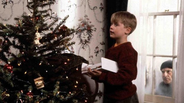 Macaulay Culkin en un fotograma de 'Solo en casa'. (Foto: Gtres)