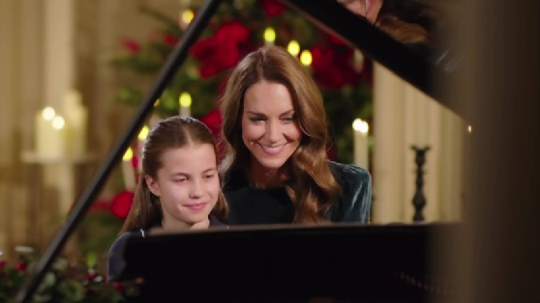 Kate Middleton rompe el guion de la Nochebuena real con una imagen inédita junto a Charlotte