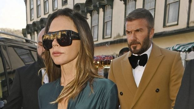 David y Victoria Beckham en la boda de Holly Ramsay.(Foto: Gtres)