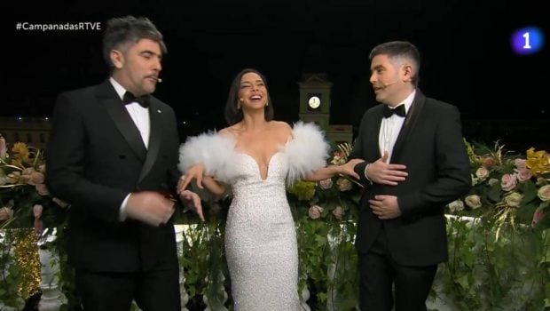 El look de Chenoa en las Campanadas 2025 al detalle. (Foto: TVE)