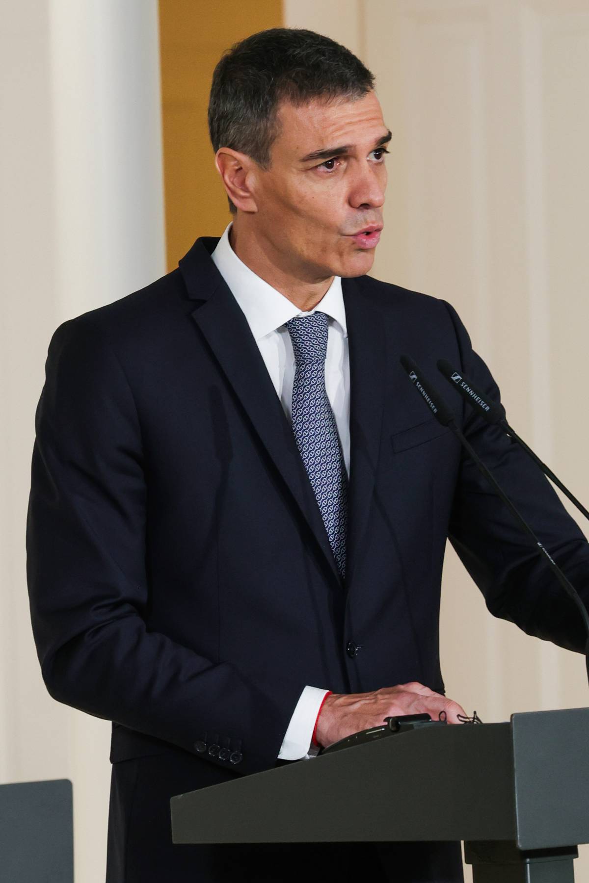 Pedro Sánchez se reúne con el presidente de la Autoridad Palestina, Mahmud Abbas, en Madrid, el miércoles 10 de diciembre de 2025. (Foto: Gtres)