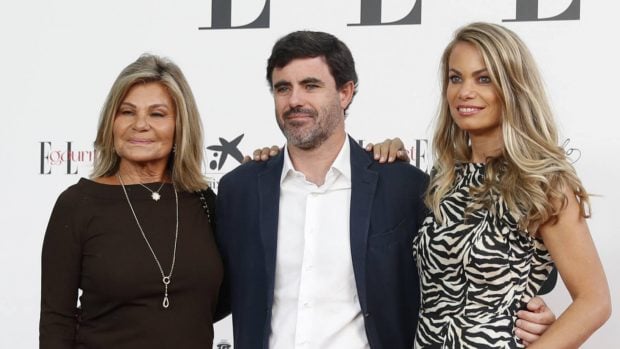 Cari Lapique, Antonio Matos y Carla Giyanes. (Foto: Gtres)