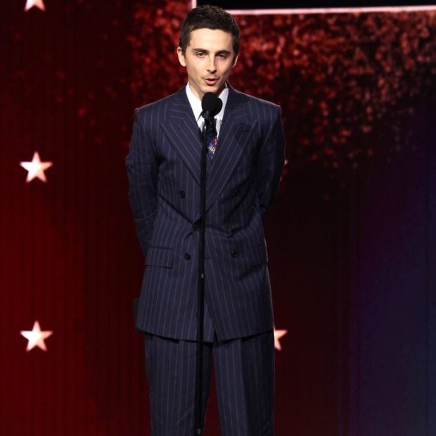 Timothée Chalamet declaró su amor a Kylie Jenner tras recoger el premio. (Foto: Gtres)