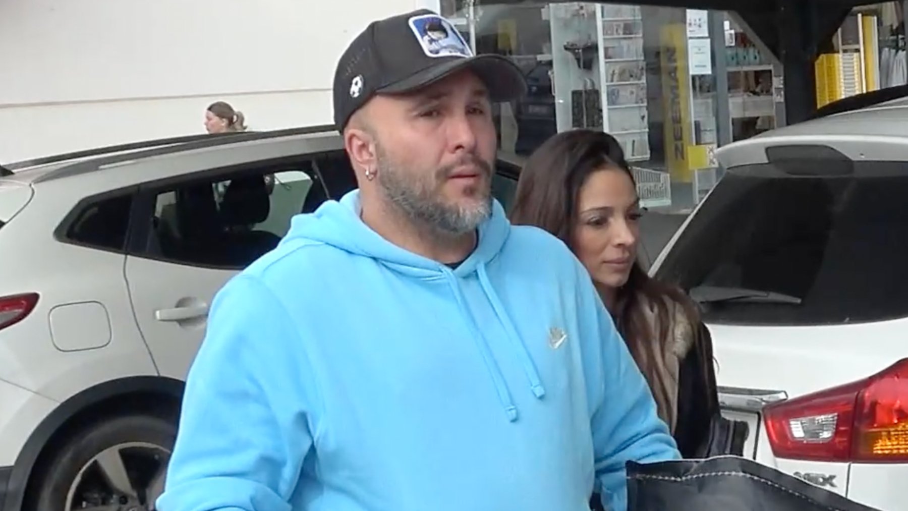 Kiko Rivera y su nuevo amor muestran su peor cara en una tarde de compras previa a la noche de Reyes