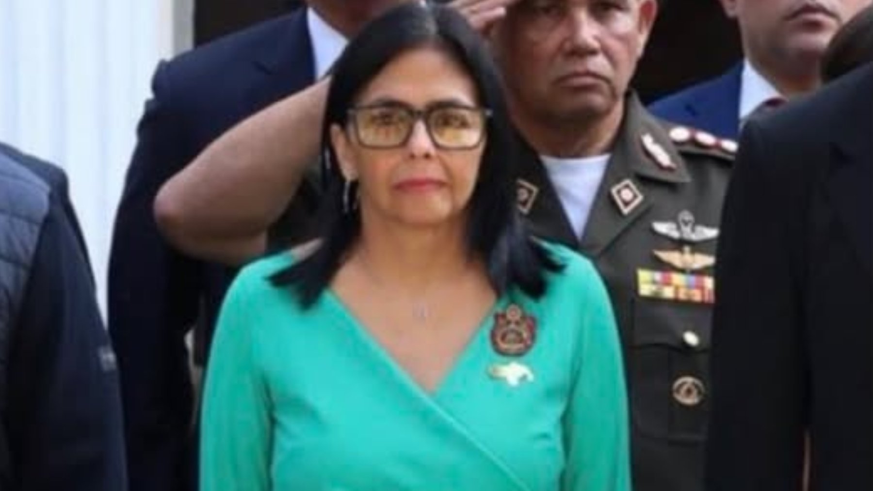 Se resuelve la incógnita del vestido de Delcy Rodríguez en su jura: lo que realmente cuesta