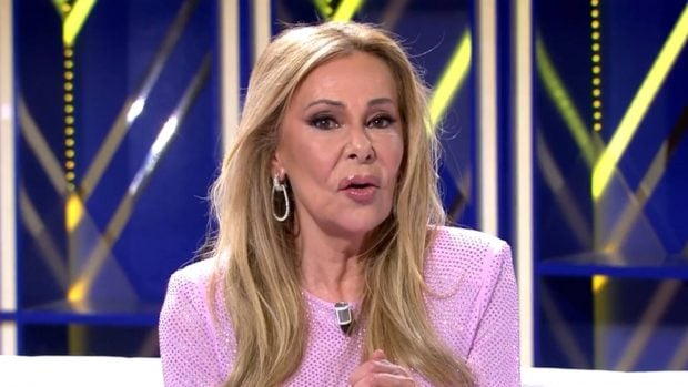 Ana Obregón en '¡De Viernes!'. (Foto: Telecinco)