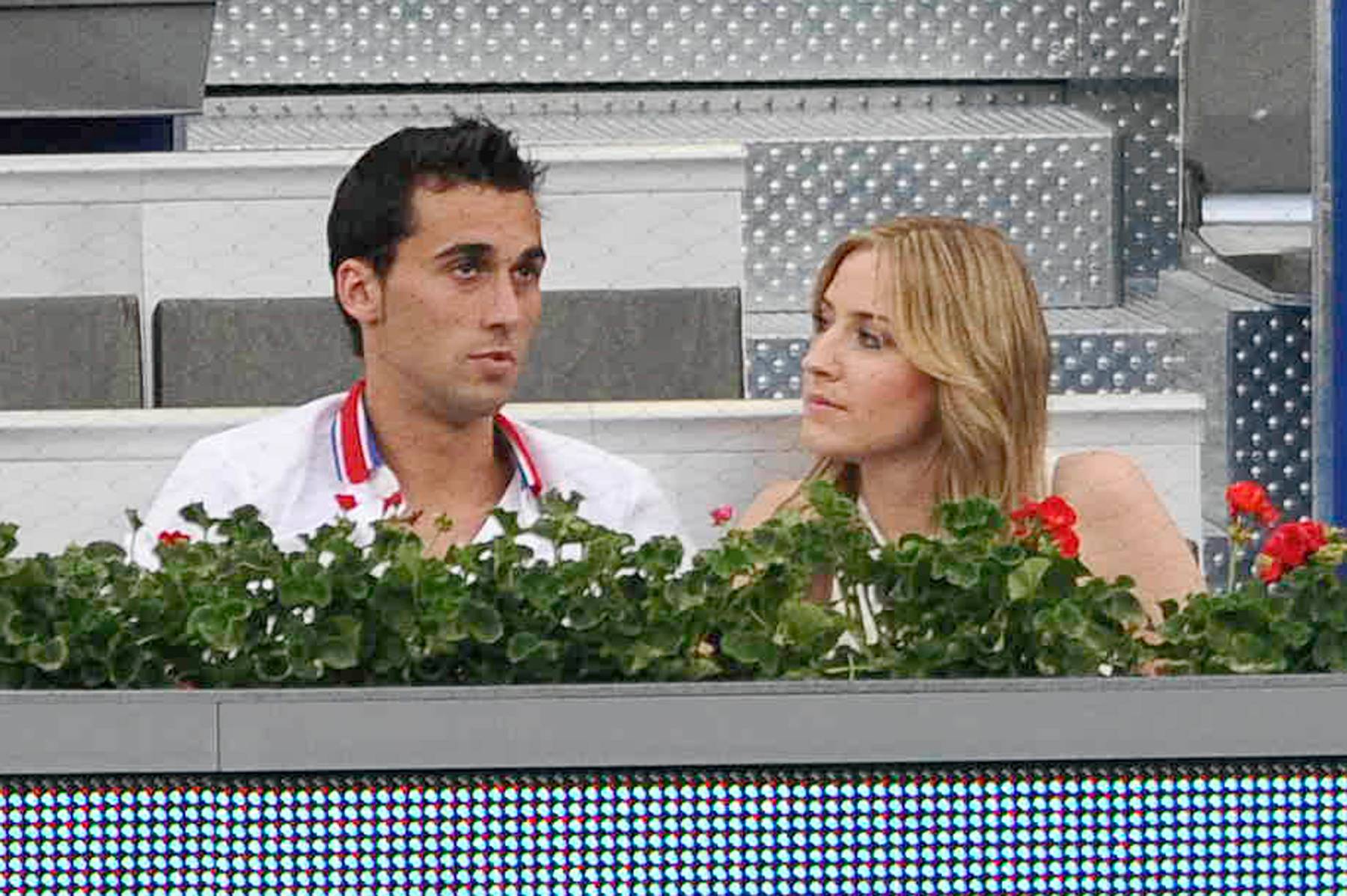 Álvaro Arbeloa y Carlota Ruiz en un evento deportivo. (Foto: Gtres)