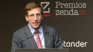 Almeida desvela cuáles son los libros que están en su mesilla. (Foto: Gtres)