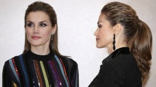 La Reina Letizia en 2016 en un collage hecho por LOOK.