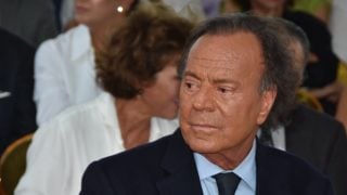 Julio Iglesias en un acto en España. (Foto: Gtres)