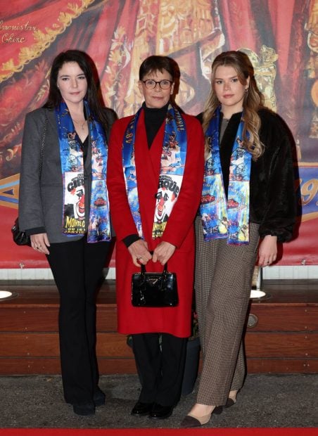 Estefanía de Mónaco y su hija en el circo en Montecarlo. (Foto: Gtres)