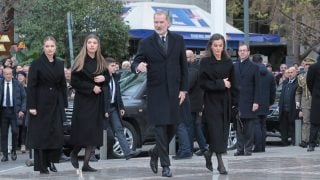 La Familia Real en el funeral de Irene de Grecia en Atenas. (Foto: Gtres)