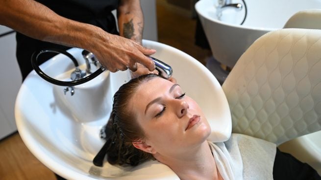 Adiós al cabello seco y apagado: el orden en el que debes usar los productos para lucir pelazo