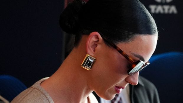 Los complementos que lució Katy Perry. (Foto: Gtres)