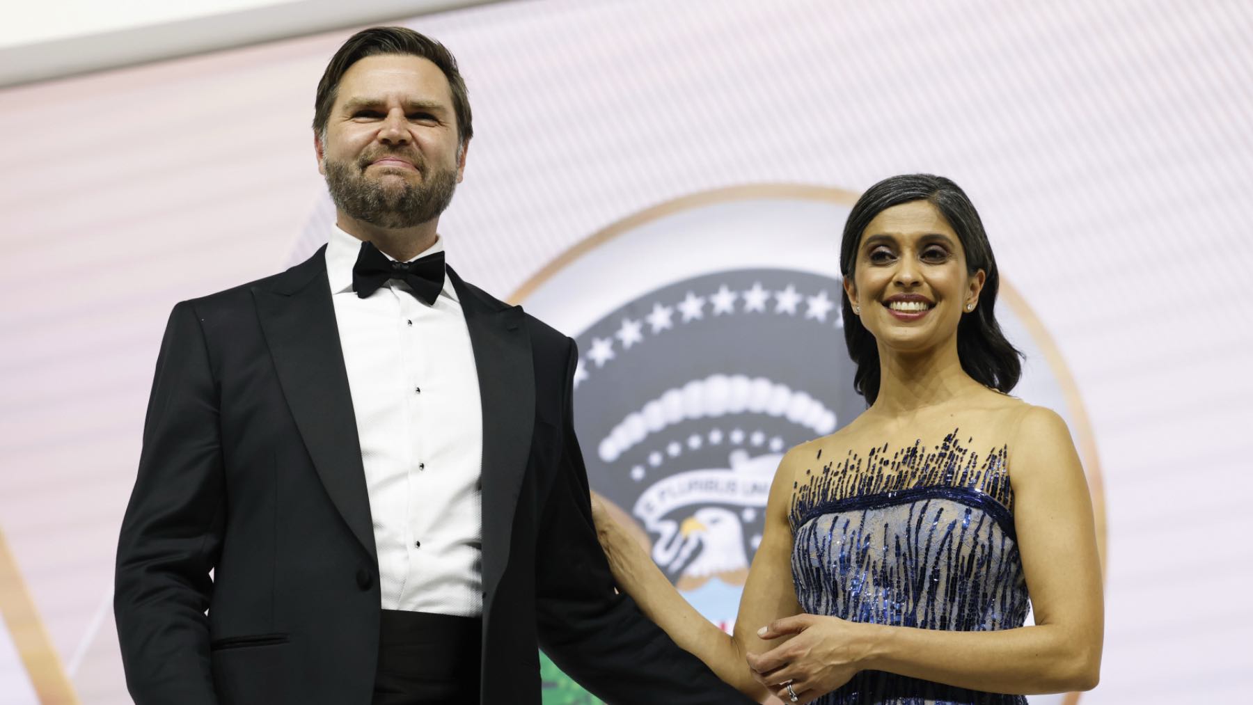 El vicepresidente JD Vance y su esposa, Usha Vance, esperan su cuarto hijo