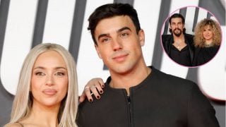 Ana Mena, Óscar Casas, Mario Casas y Sheila Casas. (Foto: Gtres)