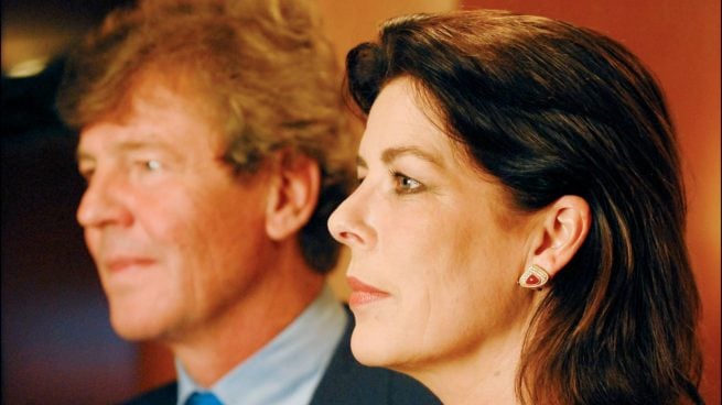 Ernesto de Hannover y Carolina de Mónaco en un evento. (Foto: Gtres)