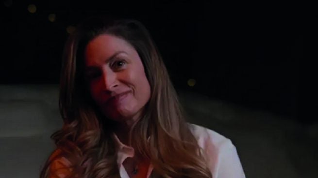 Rebeca Loos aprovecha la guerra de la familia Beckham para ganar dinero en España