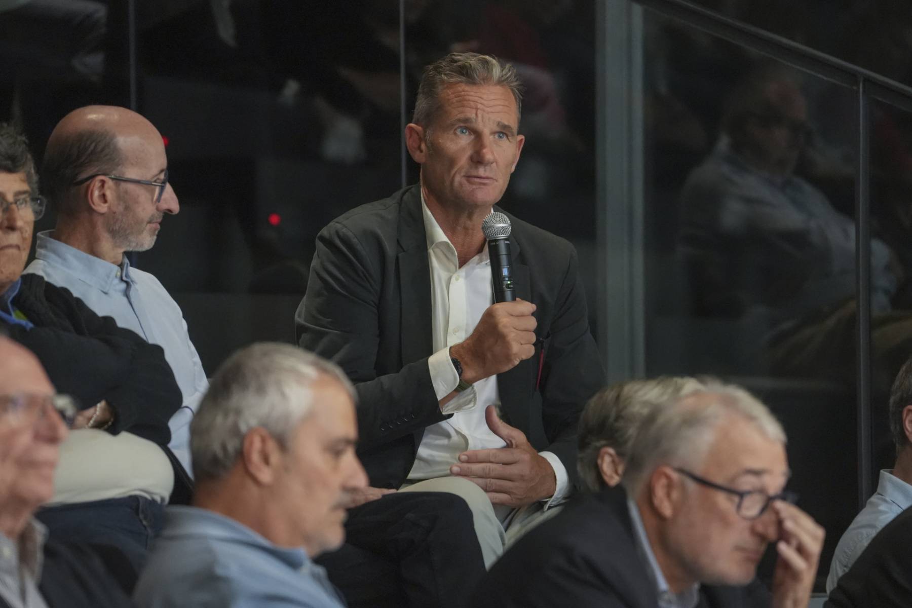 Iñaki Urdangarin en una charla. (Foto: Gtres)