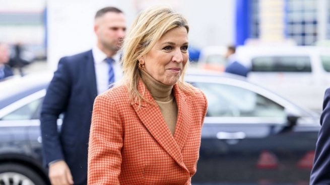 La reina Máxima de Holanda a su llegada a un acto oficial. (Foto: Gtres)