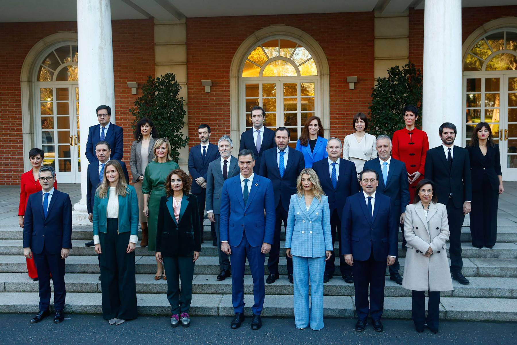 Yolanda Díaz, Óscar Puente… así disfrutan los ministros de pisos del Estado mientras España busca techo