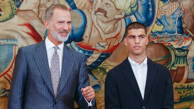 El Rey Felipe VI y Carlos Alcaraz. (Foto: Gtres)