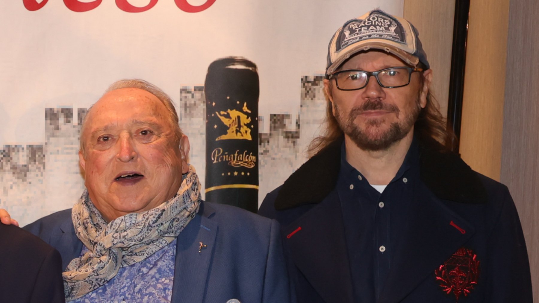 Santiago Segura hace un brindis tras la muerte de Esteso y celebra su amistad con un vino edición limitada