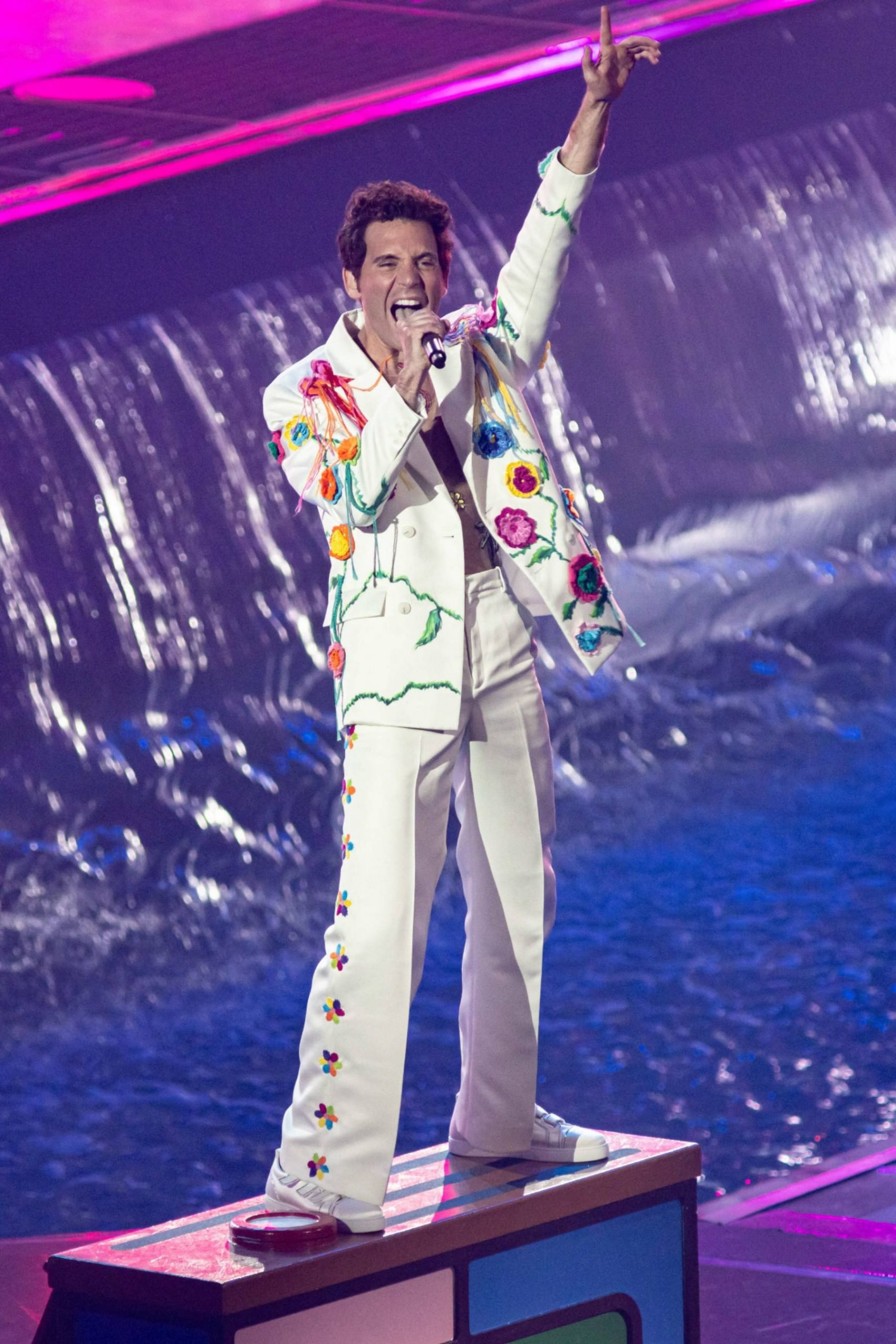 Mika durante uno de sus conciertos. (Foto: Gtres)