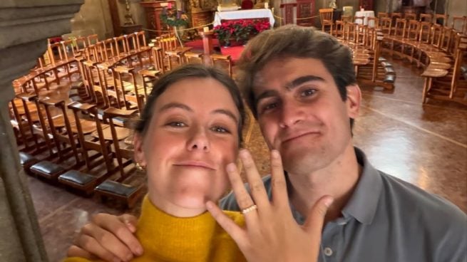 Manuela Ochoa y Pedro, su prometido fallecido. (Foto: Redes Sociales)