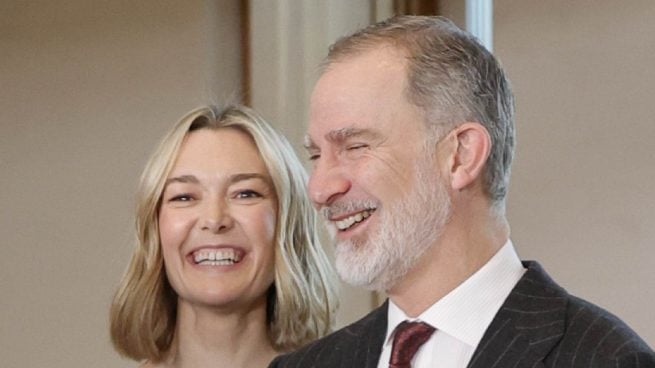 Marta Ortega con el Rey Felipe. (Foto: Gtres)