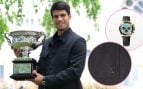 Montaje Carlos Alcaraz, chaqueta Louis Vuitton y Rolex Daytona. (Fotos: Gtres, Rolex y Louis Vuitton)