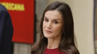 La Reina Letizia en un acto en Madrid. (Foto: Gtres)