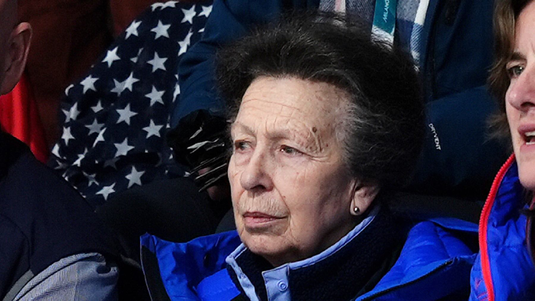 La princesa Ana, la mejor embajadora de Carlos III en el peor momento de la Corona