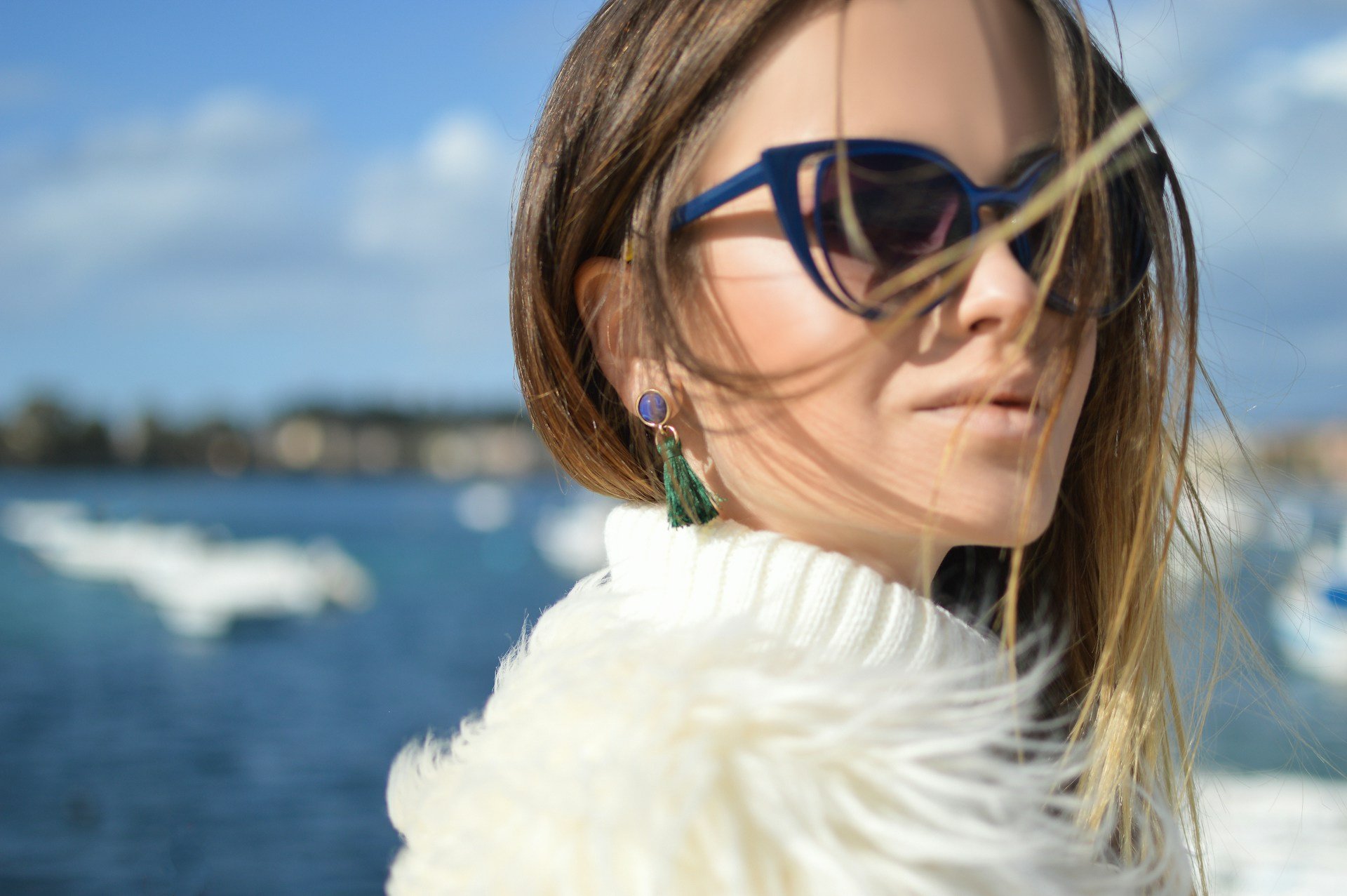 Zara tiene el accesorio más elegante de la temporada: ligero, sofisticado y con un estampado retro que nunca falla