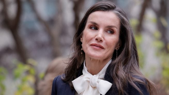 La Reina Letizia en el acto de este 18 de febrero. (Foto: Gtres)