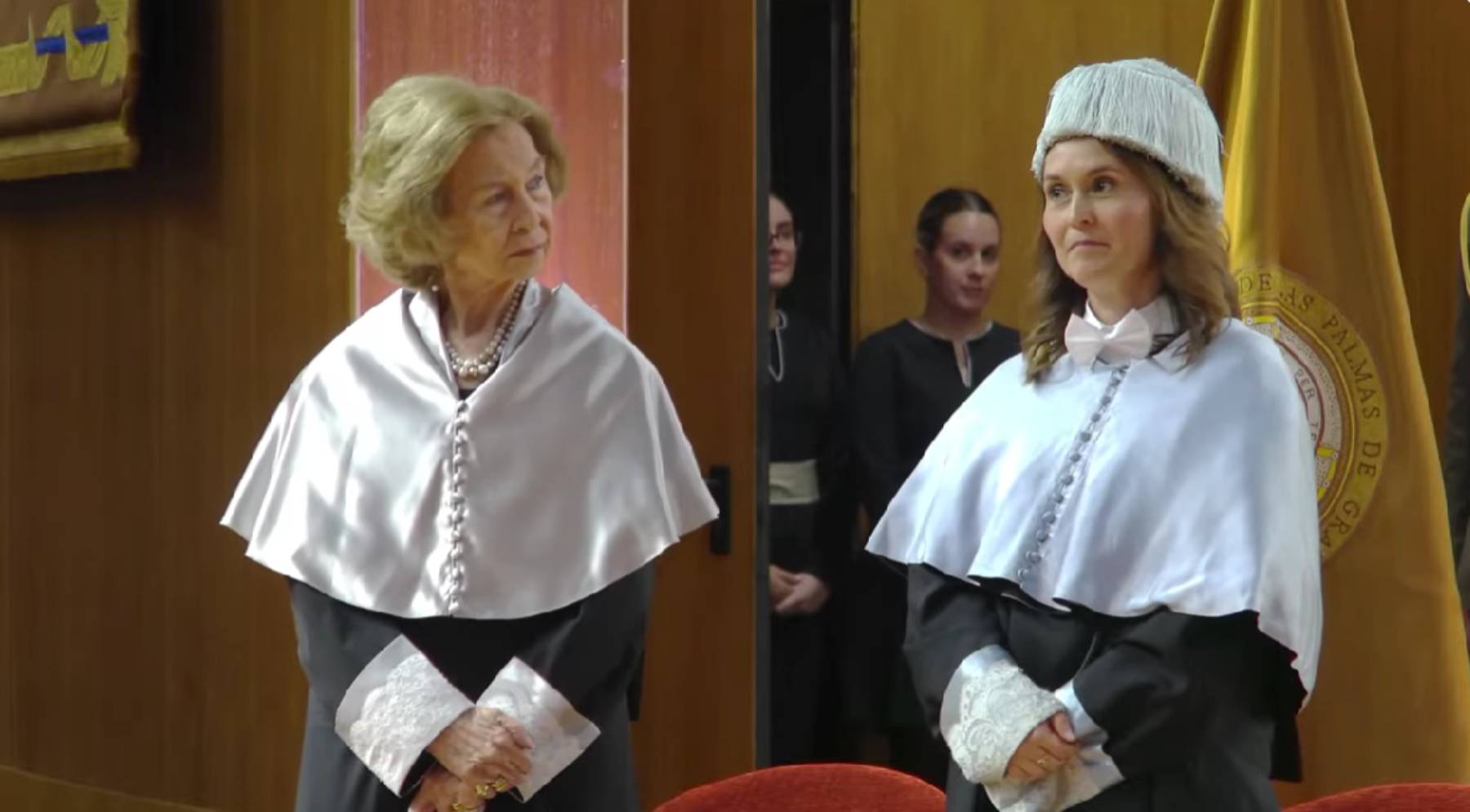 La Reina Sofía en la Universidad Las Palmas. (Foto: YouTube)