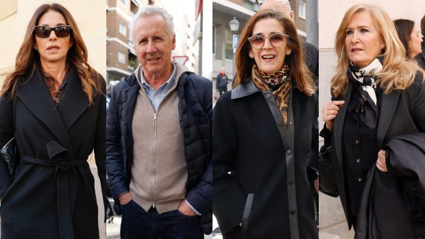 De izquierda a derecha. Mariló Montero, Lorenzo Milá, Paloma García-Pelayo y Nieves Herrero. (Fotos: Gtres)