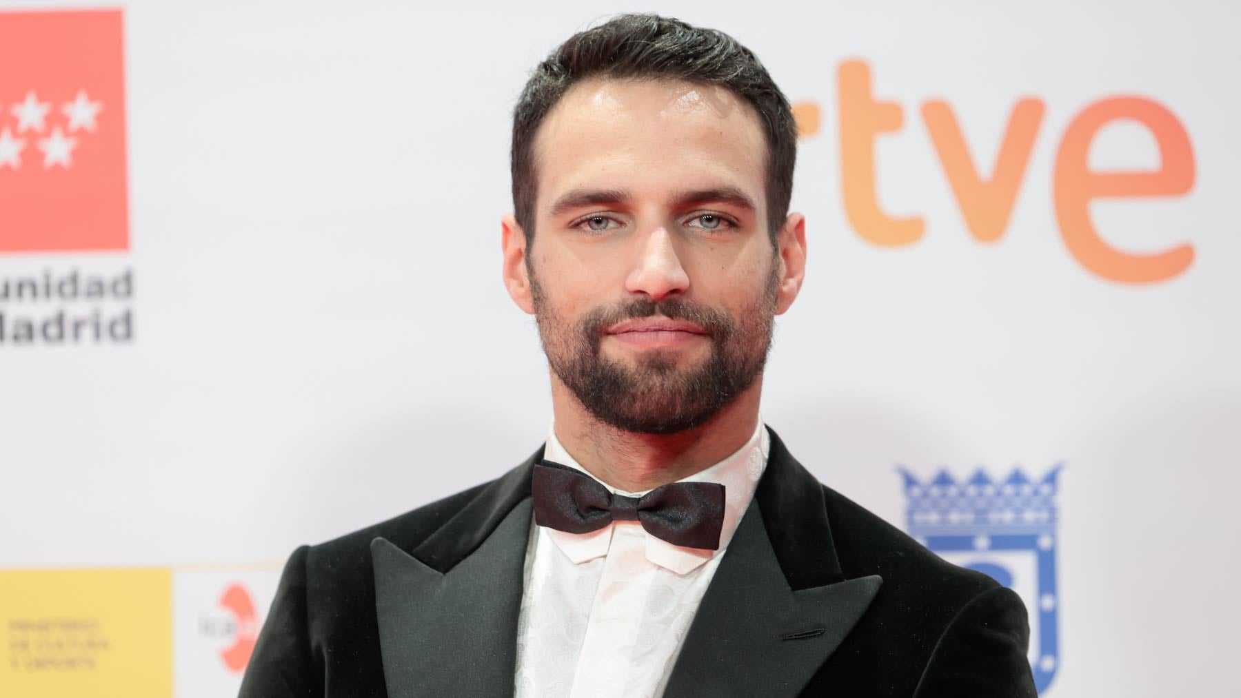 Jesús Castro será padre de gemelos junto a su pareja, Camila Canto: Os amo